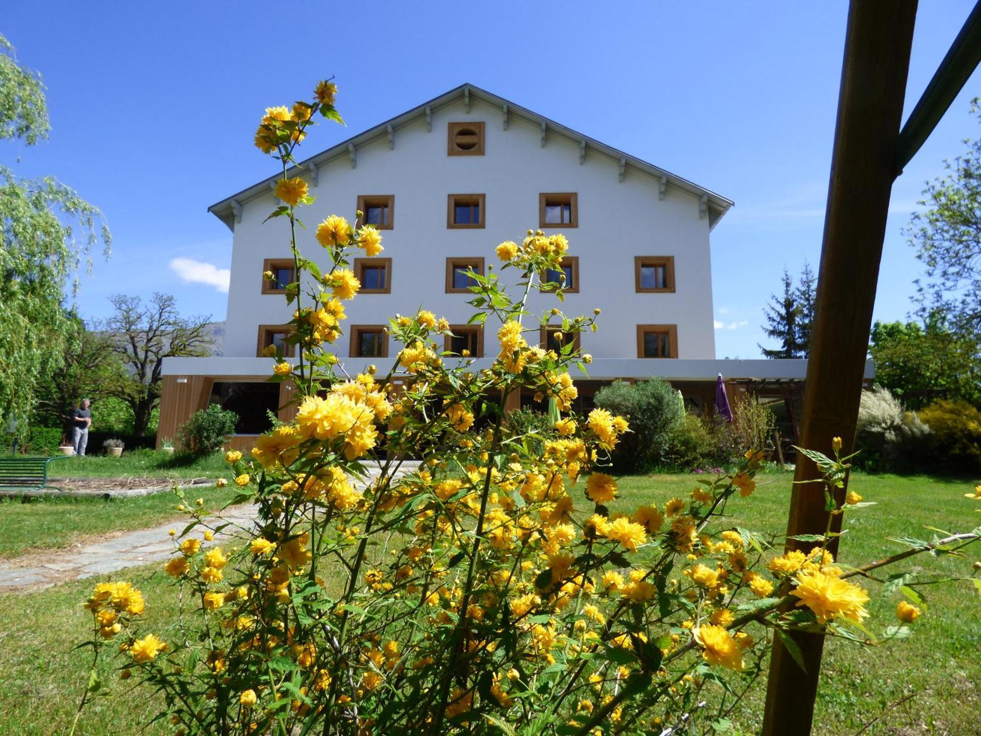 Logis Hotels La Cremaillere Saint-Bonnet-en-Champsaur Exterior foto