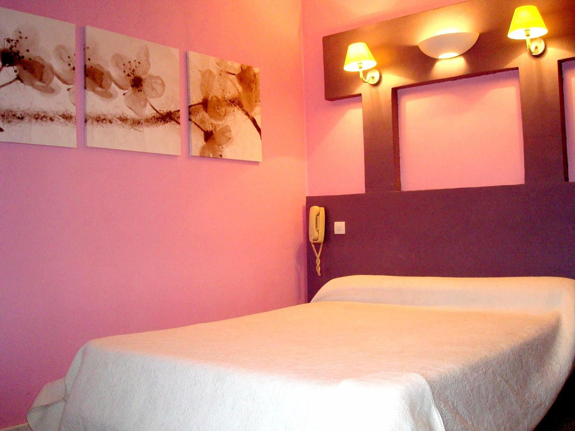 Logis Hotels La Cremaillere Saint-Bonnet-en-Champsaur Exterior foto