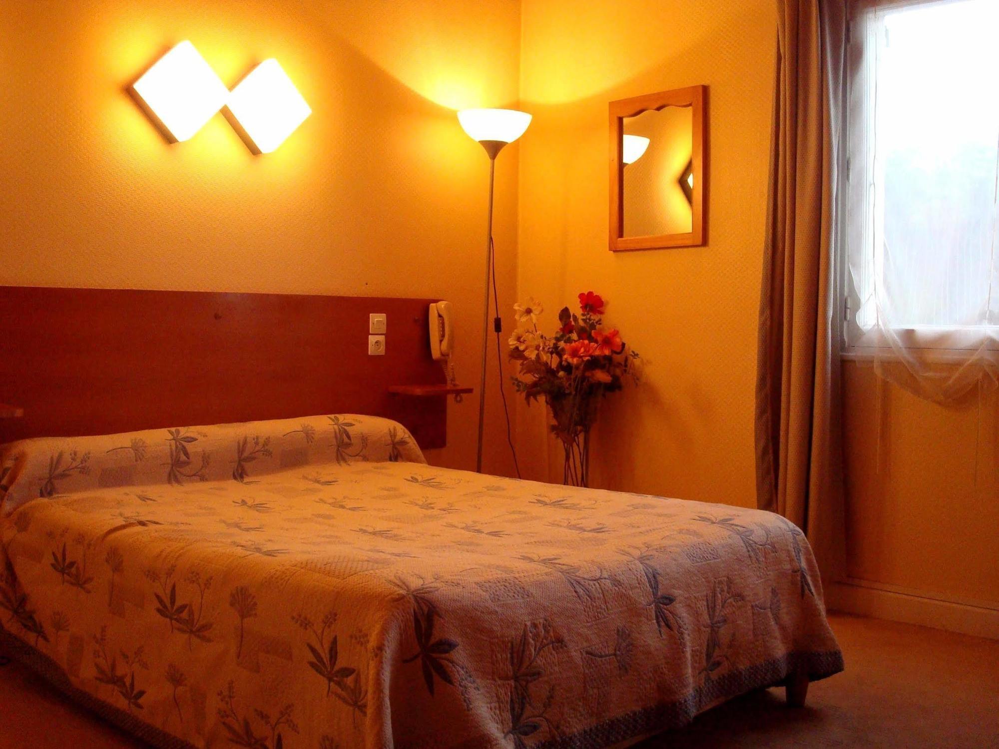 Logis Hotels La Cremaillere Saint-Bonnet-en-Champsaur Exterior foto