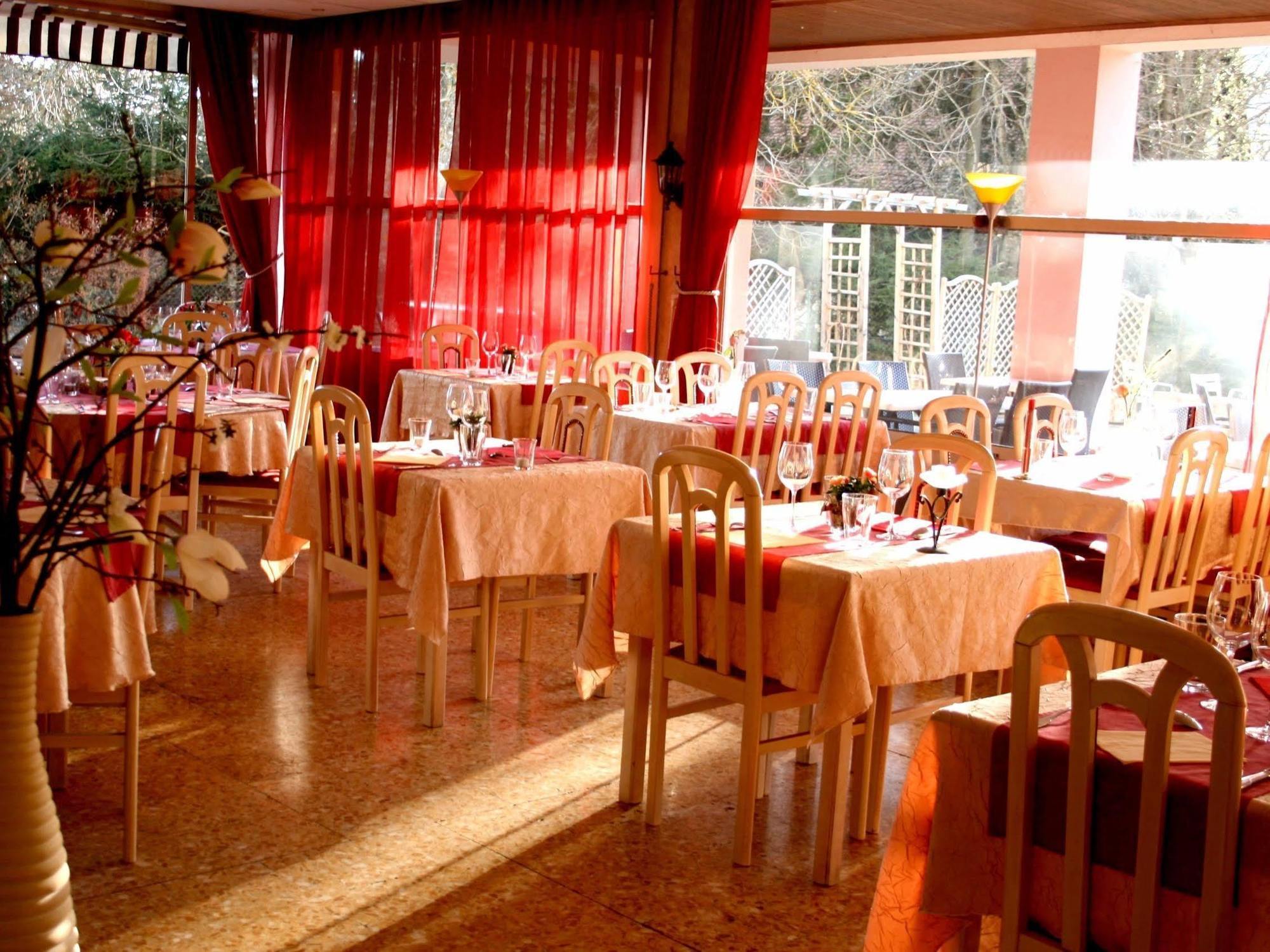 Logis Hotels La Cremaillere Saint-Bonnet-en-Champsaur Exterior foto